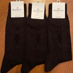 SOLD NWT 3-Pack of Bugatchi Men’s Dress Socks